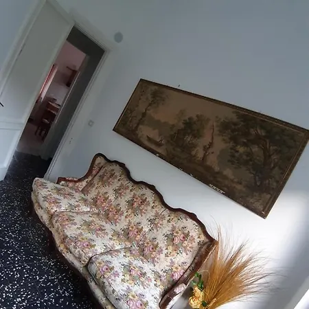 Nel Tuo Mondo Appartement *